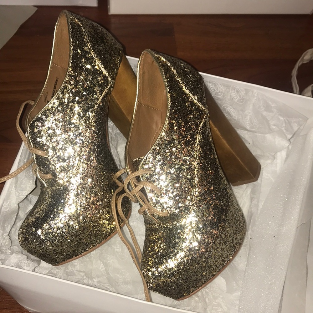 Gold glitter Steve Madden shoes